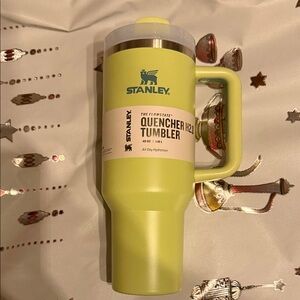 Stanley 40oz Lime Green Quencher H2.0 Tumbler